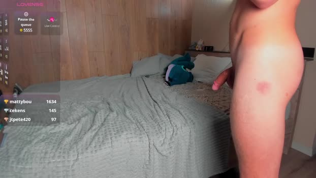 wladilia 20-12-2024 toys Couple