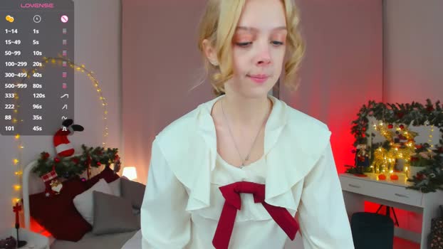 little_anitta 21-12-2024 Topless Female
