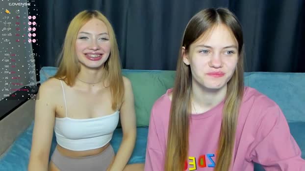 do_dick 25-12-2024 fingering Couple