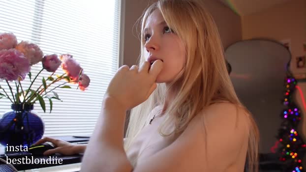 bestblondiiecb 26-12-2024 bigcock Female