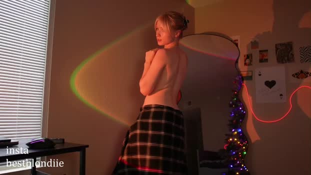bestblondiiecb 27-12-2024 ass Female