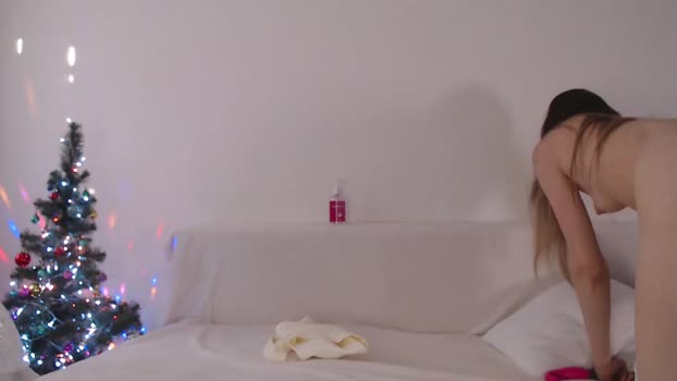 nikki_maks 28-12-2024 spank Couple