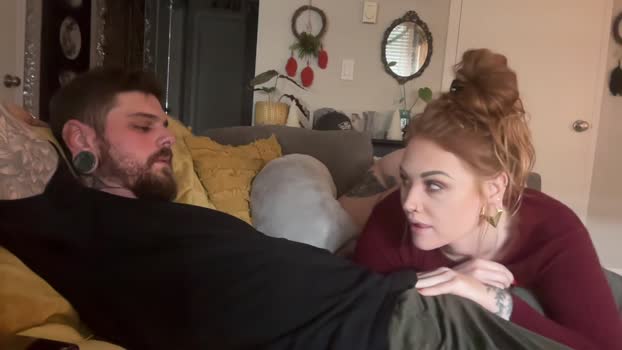queenpeachz 27-12-2024 analtoy Couple