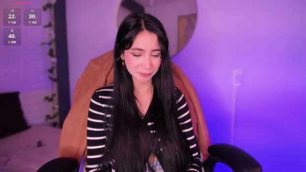 emma_woods__