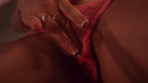 heybanan 28-12-2024 nude Female