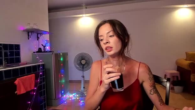 petite_doll49 30-12-2024 suckshow Female