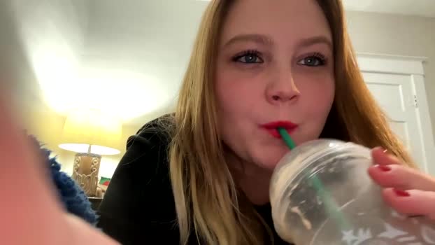 phatassblond 01-01-2025 jerkoff Female