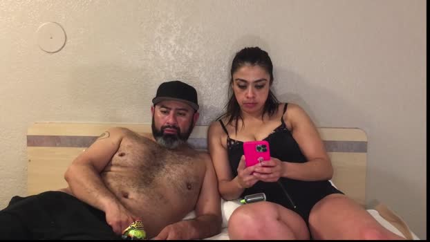 sexydraztic6969 02-01-2025 ass Couple