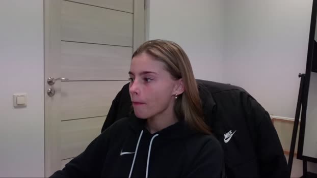 abby_laker 02-01-2025 natural Female