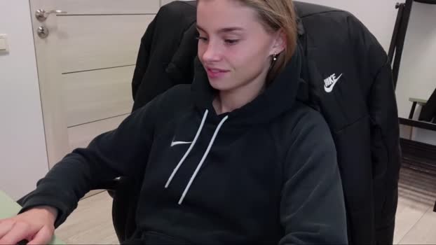 abby_laker 02-01-2025 sexy Female
