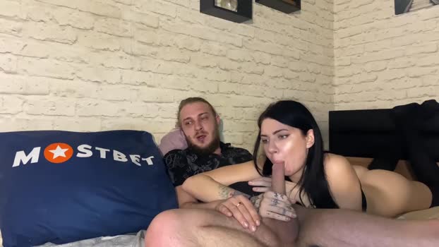 hotcoupleee2020 04-01-2025 Ass Couple
