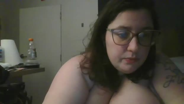 emmthaluscious 04-01-2025 fuckme Female