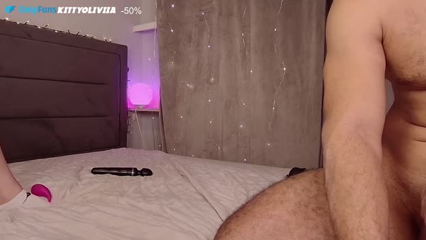 leo_kitty 04-01-2025 spanking Couple