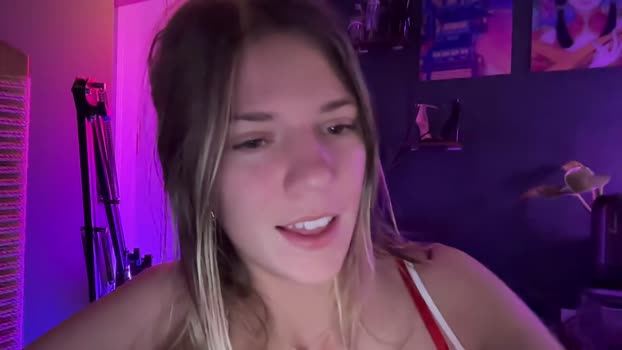 oliviahansleyy 05-01-2025 yummy Female