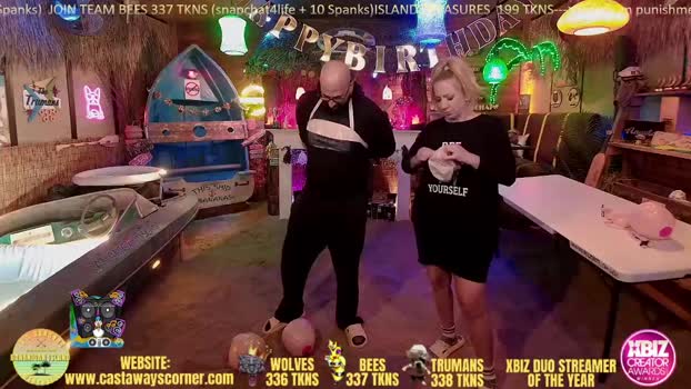 bigbananamilfshake 06-01-2025 ass Couple