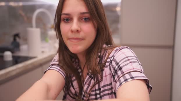 dream_beam 08-01-2025 sex Female