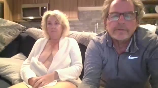 oneoften1000 08-01-2025 bigboobs Couple