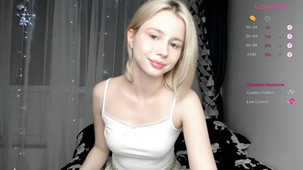 hi_popsy 09-01-2025 Pretty Female