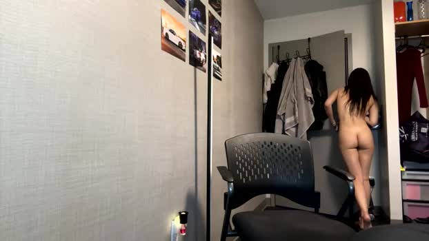 pprincesskyliee 13-01-2025 lickpussy Female