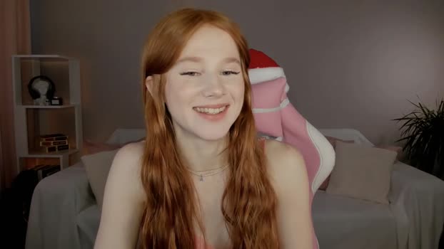 leahsthetics 15-01-2025 spanking Female