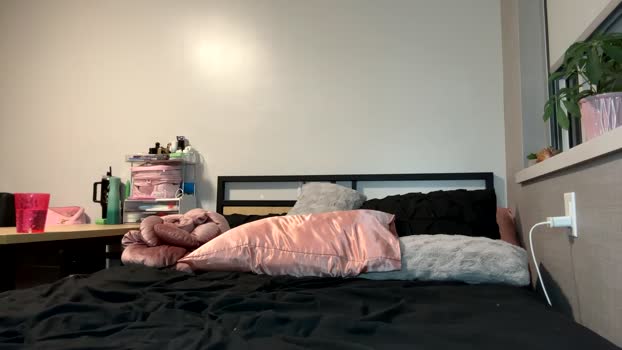 pprincesskyliee 14-01-2025 lick Female