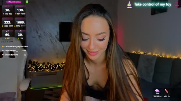 tina_akira