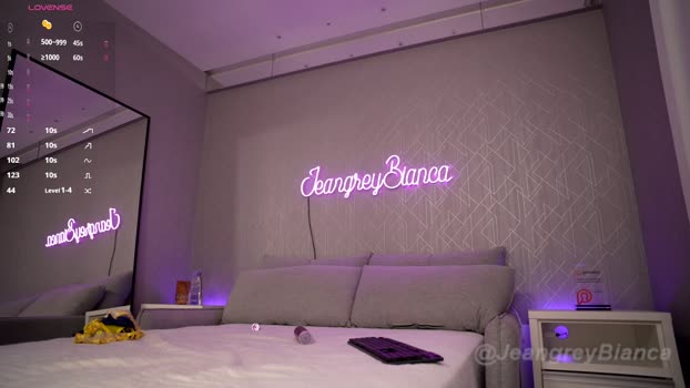 jeangreybianca 15-01-2025 sucktits Female