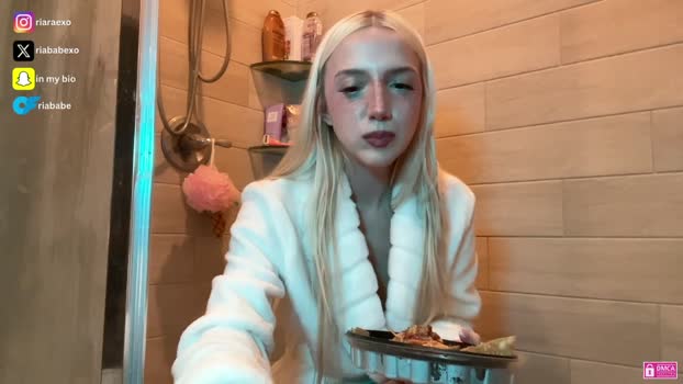 riababe 17-01-2025 lick Female