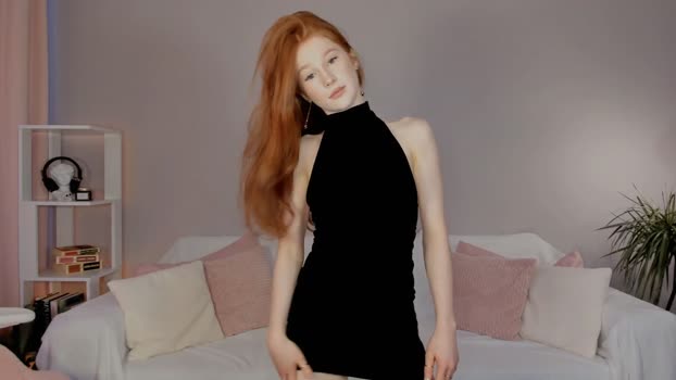 leahsthetics 20-01-2025 toys Female