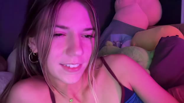 oliviahansleyy 20-01-2025 love Female