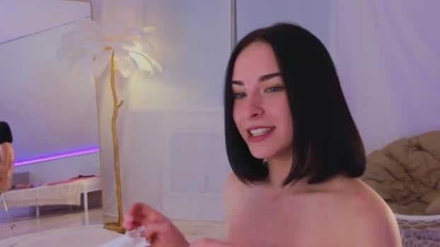 uwunikaa 24-01-2025 tits Female