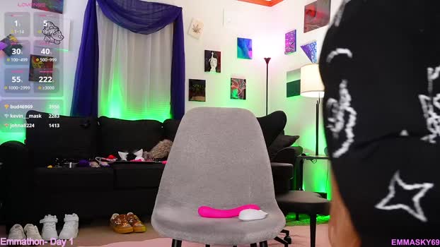 emmasky69 30-01-2025 suckshow Female