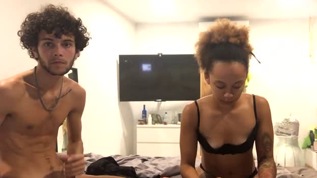 hungmoney26 30-01-2025 play Couple