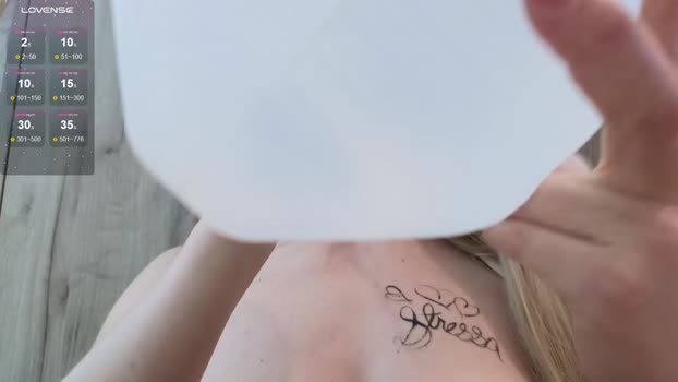 pepperxminthe 31-01-2025 strip Female