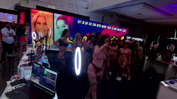 oliviaowens 01-02-2025 fuckface Female