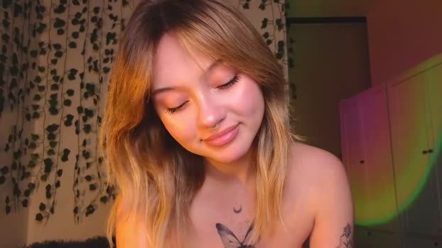 baby_adele 04-02-2025 sucktits Couple
