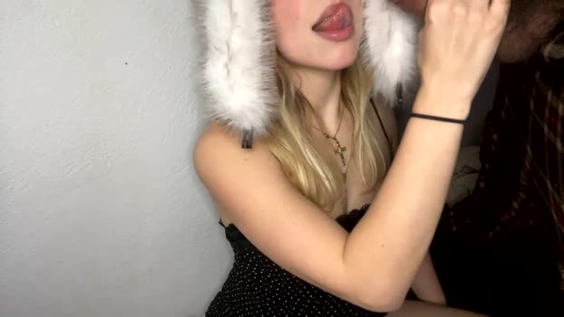 goddessvi2 04-02-2025 prettyface Couple