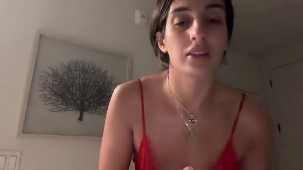 camiliakxoxo 05-02-2025 fuckhard Female