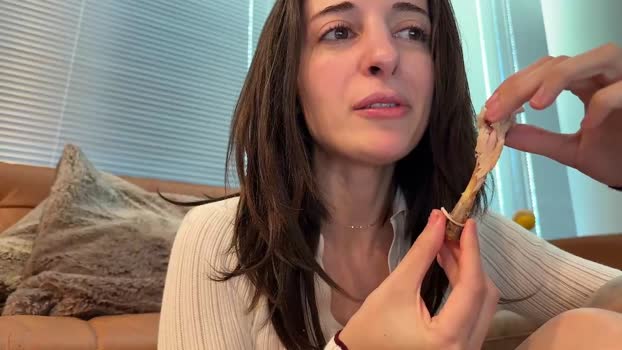 rosykindred 06-02-2025 beauty Female