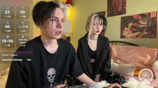 veryraretwins 07-02-2025 lickpussy Couple
