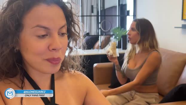 daily_stories 08-02-2025 love Female