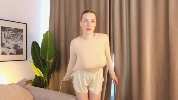 kylie_moss 09-02-2025 Show Female