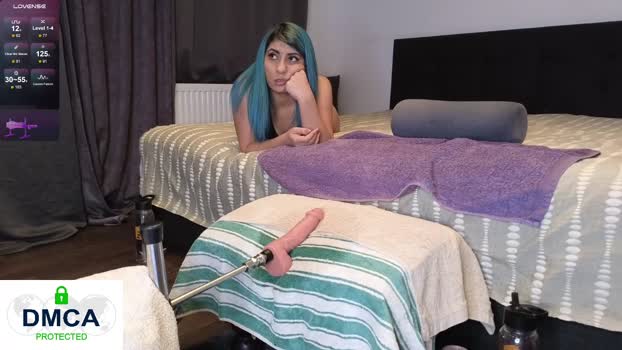 lenoreandjasonsroom 08-02-2025 striptease Couple