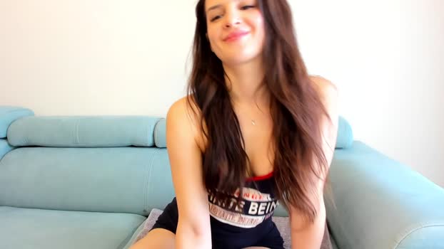 elaanna 11-02-2025 sucktits Female