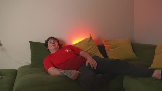 richandalfa 11-02-2025 spank Couple