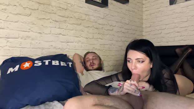hotcoupleee2020 12-02-2025 spanking Couple
