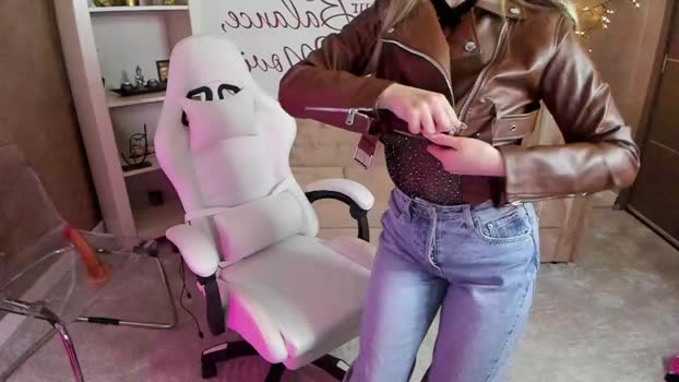 serravondee_ 12-02-2025 tits Couple