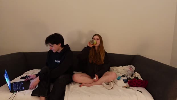 bluskyzz 14-02-2025 Webcam Couple