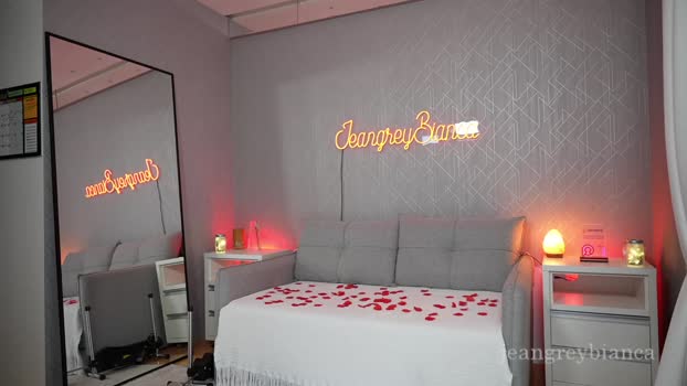 jeangreybianca 14-02-2025 lickpussy Female