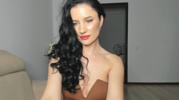 onlinegia 15-02-2025 legs Female